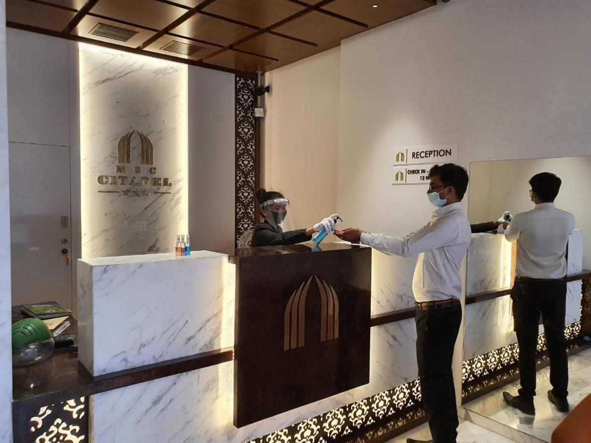 Hotel Mbc Citadel Nashik Bagian luar foto