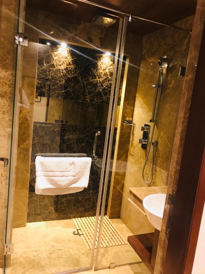 Hotel Mbc Citadel Nashik Bagian luar foto