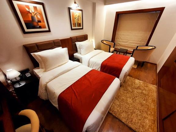 Hotel Mbc Citadel Nashik Bagian luar foto