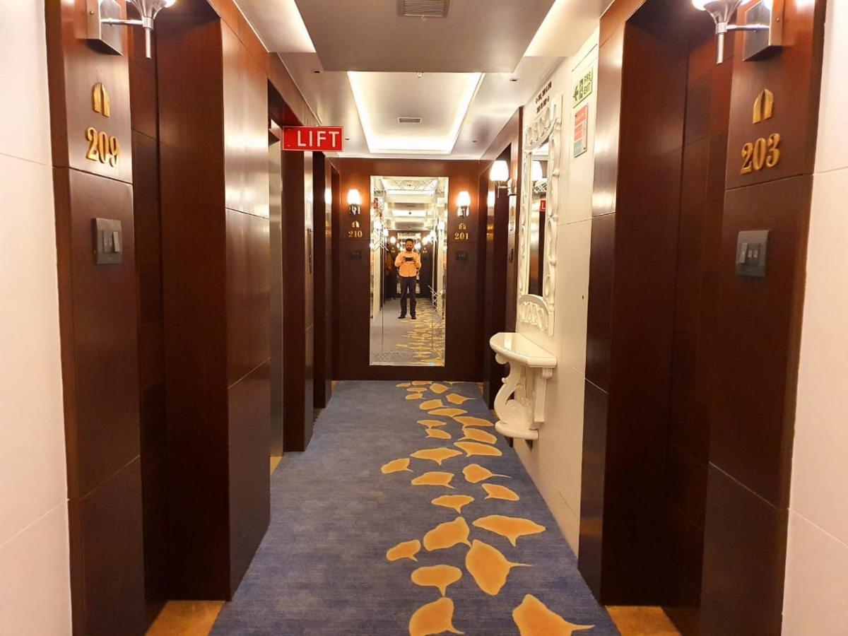 Hotel Mbc Citadel Nashik Bagian luar foto