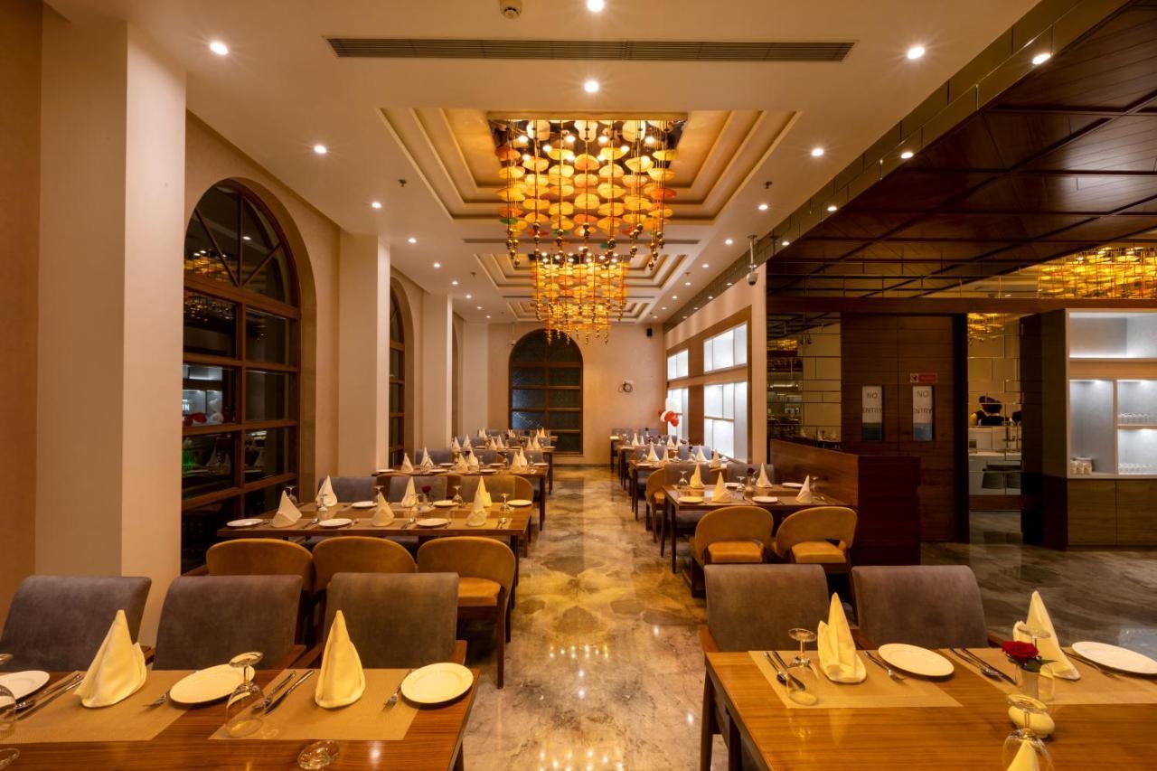 Hotel Mbc Citadel Nashik Bagian luar foto