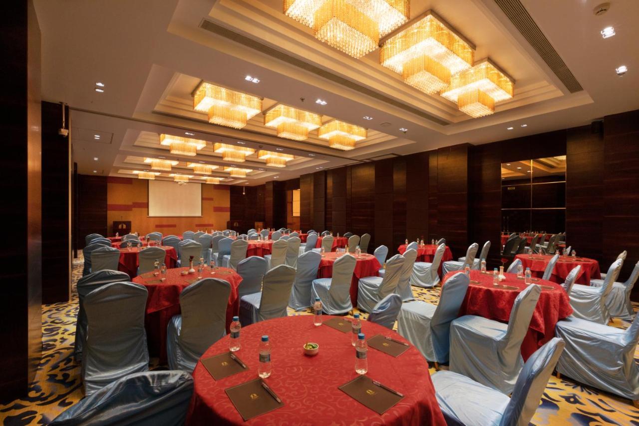 Hotel Mbc Citadel Nashik Bagian luar foto
