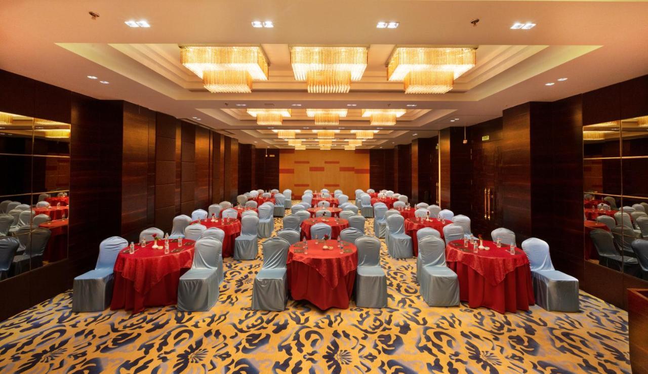 Hotel Mbc Citadel Nashik Bagian luar foto